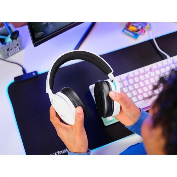 auriculares-microfono-trust-gaming-rgb-gxt-491w-fayzo-headset-wireless-3-1.jpg